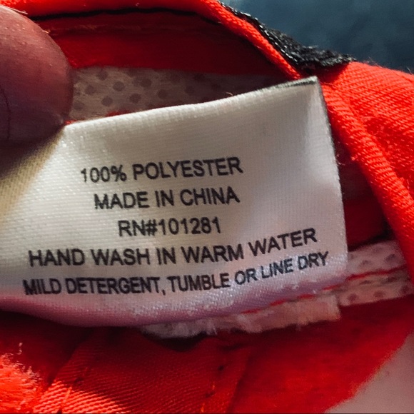 ๐ PUGS Holdings, LLC Holiday Baseball Cap Unisex NWT - Picture 8 of 8